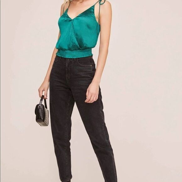 ASTR Emerald green the Astrid Top NWOT - S - Picture 3 of 13